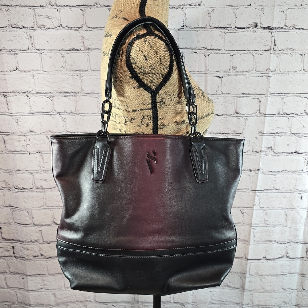Simply Vera Vera Wang Handbag Wine and Black